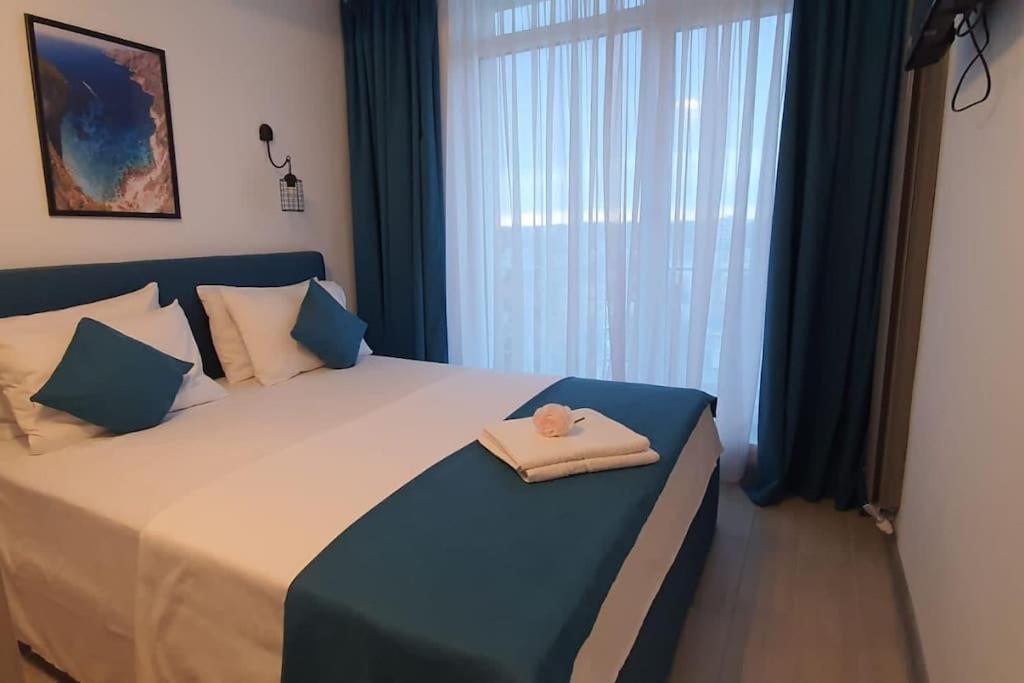 Luxury Seaview 2 Bedrooms Alezzy Resort Năvodari Екстериор снимка