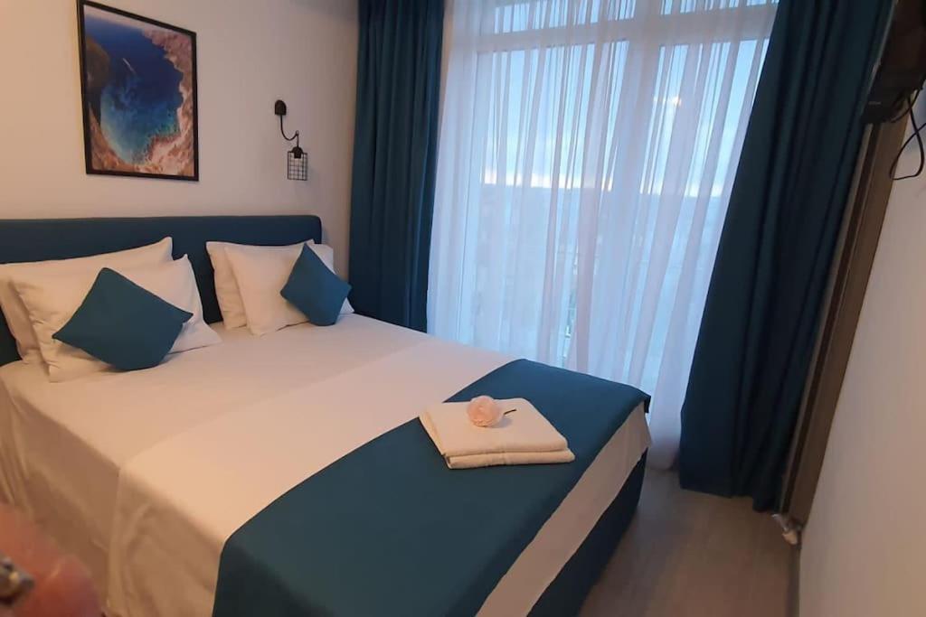 Luxury Seaview 2 Bedrooms Alezzy Resort Năvodari Екстериор снимка